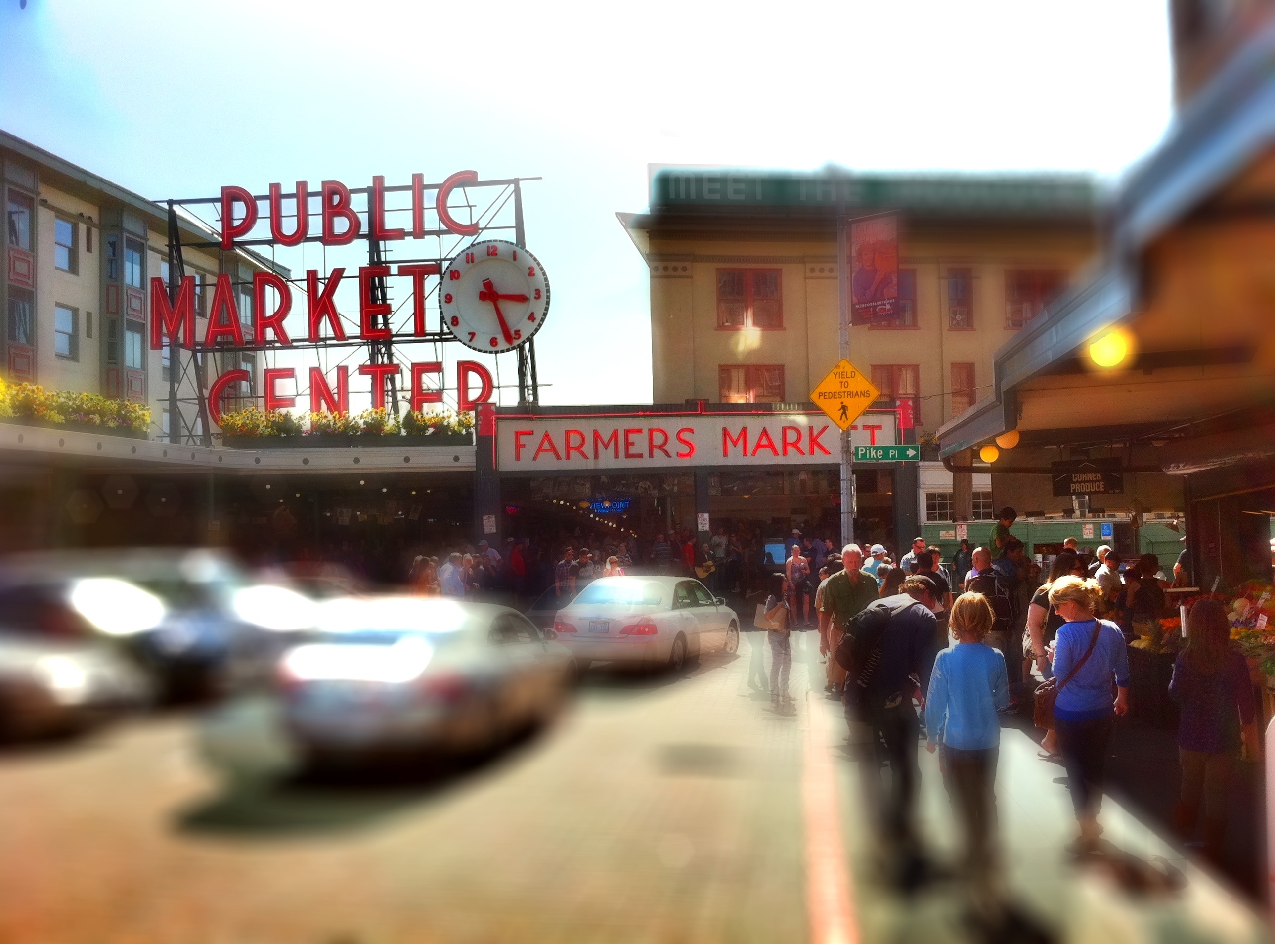 Day 330 – Pike’s Place Market